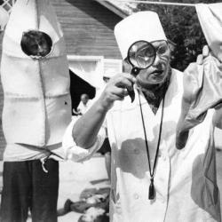 «Добро пожаловать, или посторонним вход воспрещён». Из музея в кино