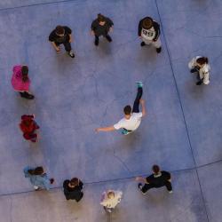 Танцы в Атриуме: от классики к уличным стилям