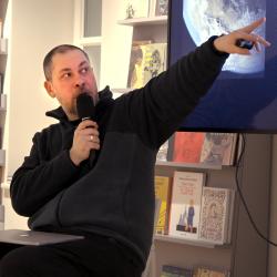 Денис Сивков. Как обжить космос: астроанимизм на орбите