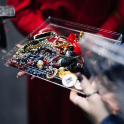 «Модный бунт» на русском жестовом языке