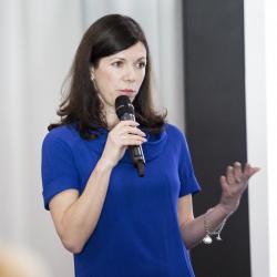 Анна Матвеева. «Картинные девушки. Елена Фоурмен».