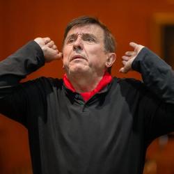 Театр в лицах