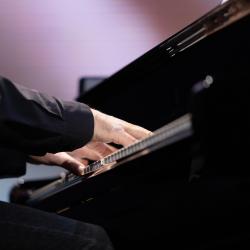 В ожидании чуда. Рождество на Никитской