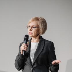 Елена Козьмина. Философская сатира