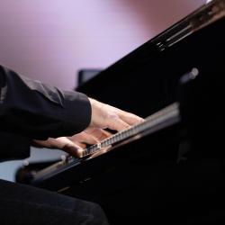 О радости. Рождество на Никитской