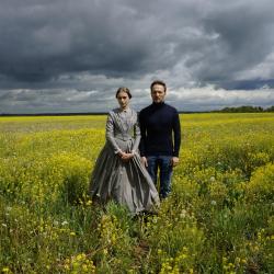 Представляет Михаил Сегал. «Слоны могут играть в футбол»