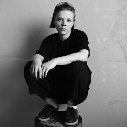 Цикл ридингов «Цвет и свет». Читаем манифест Малевича вместе с художницей Настей Франц