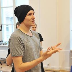 ТЕРРИТОРИЯ. Мастер-класс по перформансу хореографа Александра Андрияшкина