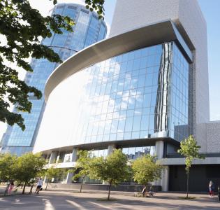 Вокруг Ельцин Центра за 60 минут и 2 века (пешеходная)