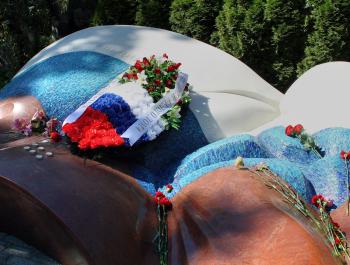 Защитники Белого дома почтили память Бориса Ельцина