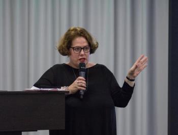 Арина Бородина – о телевизионных ритуалах россиян