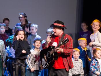 Григорий Гладков: «В 90-е меня спас детский жанр»