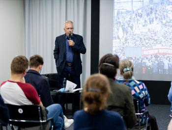 Евгений Савостьянов: «Я лично закрыл ЦК КПСС»