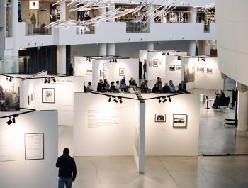 «Она запомнилась по дням». Поэтическая антология войны