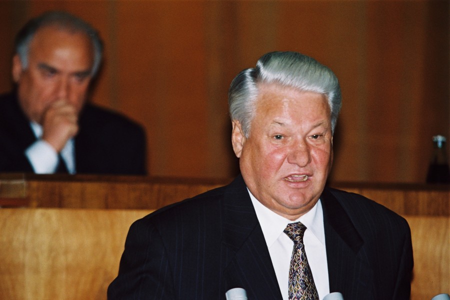 Б н ельцин подписал. Обращение Ельцина 1995.