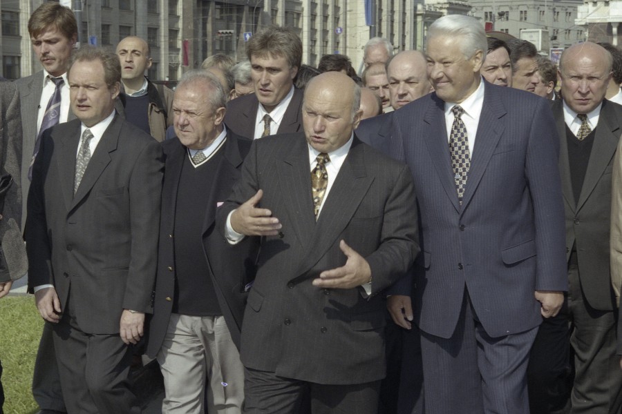 1991 1999 года. Ельцин в 1989 году. Ельцин 1999. Ельцин в Швеции 1997.