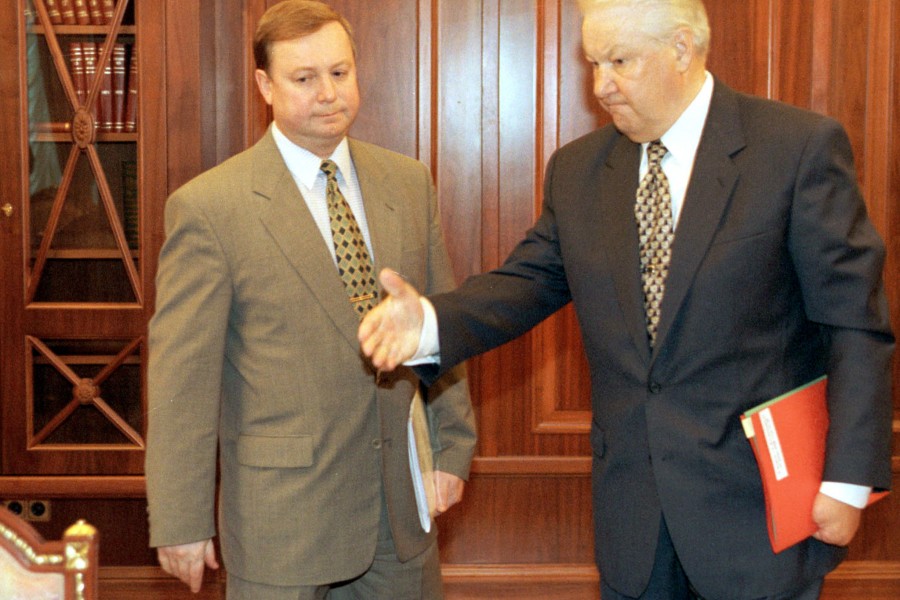 Премьер министр ельцина бывший. Кириенко Черномырдин Степашин Ельцин. Степашин премьер-министр.