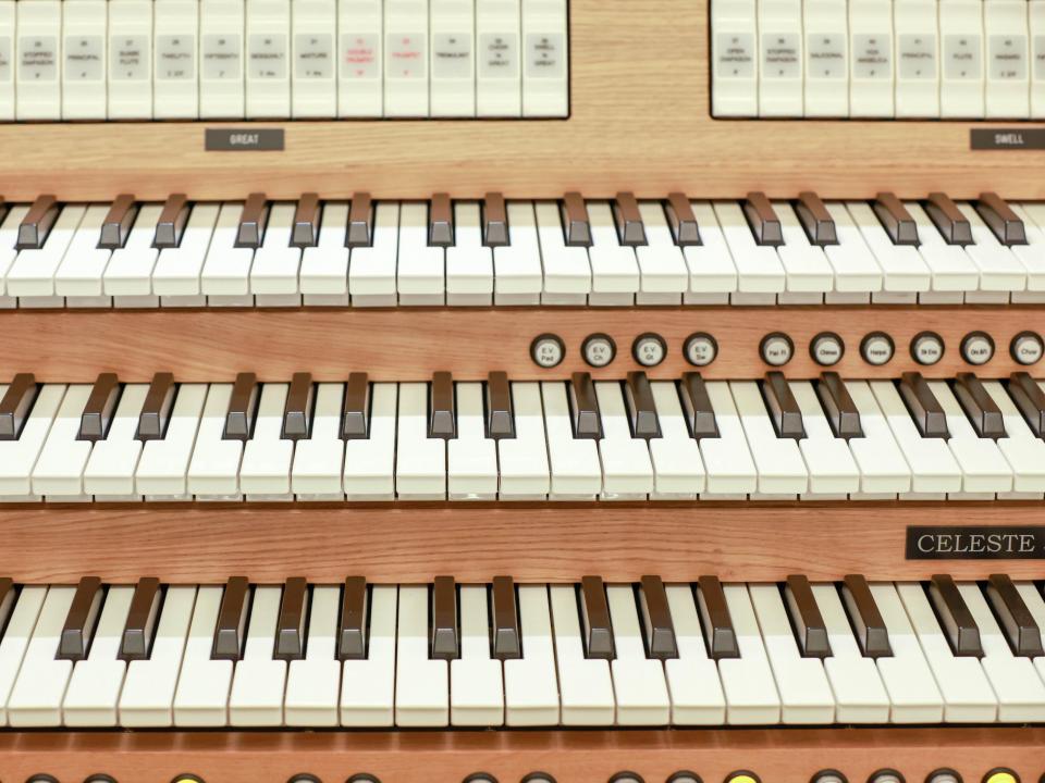 «АЗ и Я»: органный концерт в усадьбе