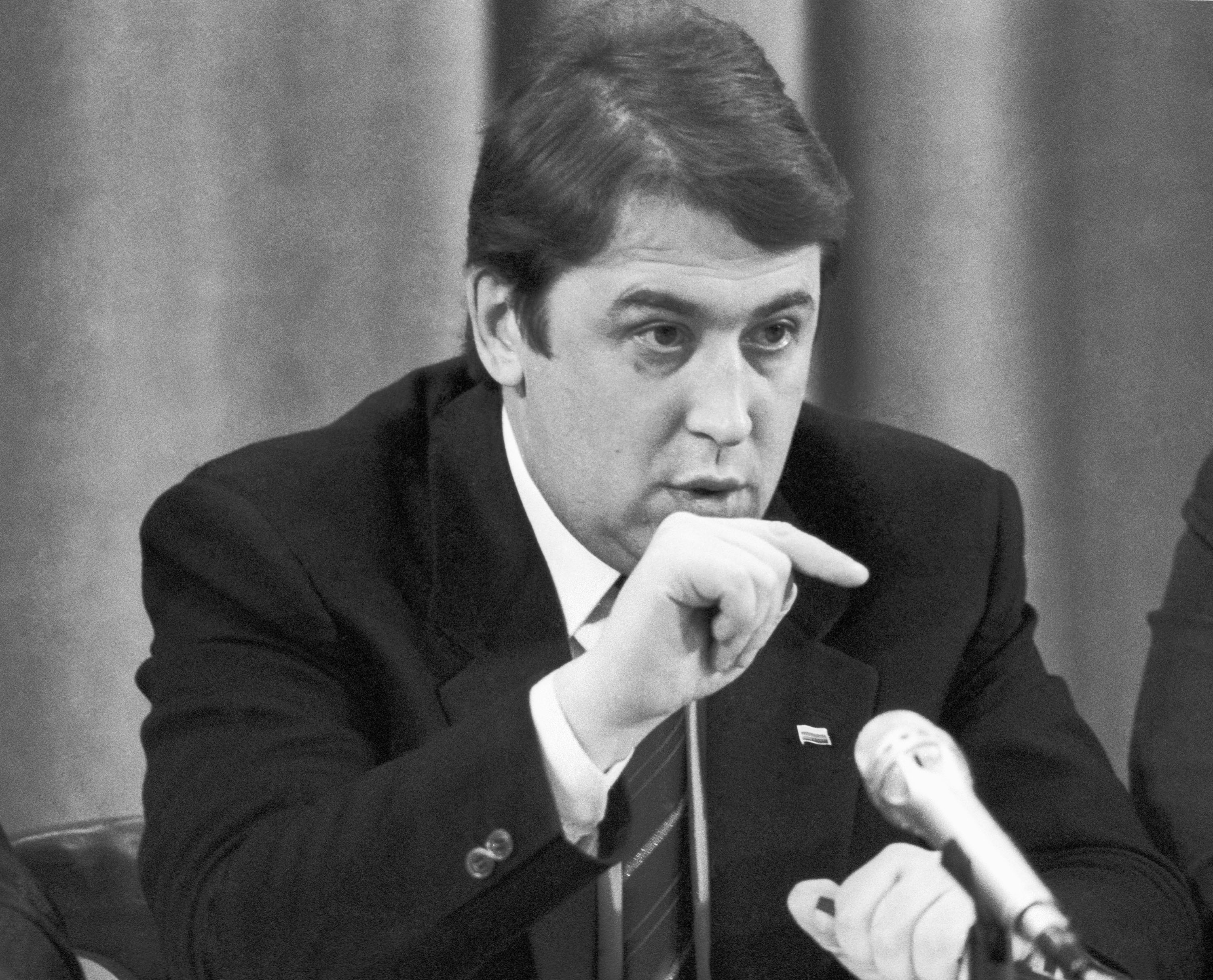 Премьер министр 90. Нечаев 1992 министр.